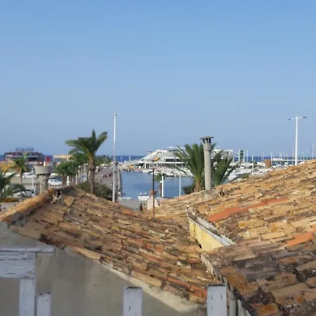 Casa Quimeres Apartment